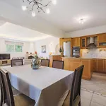 In With Private Pool & Gardens Villa