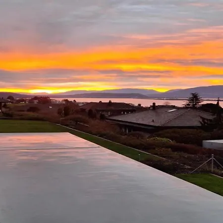 In With Private Pool & Gardens